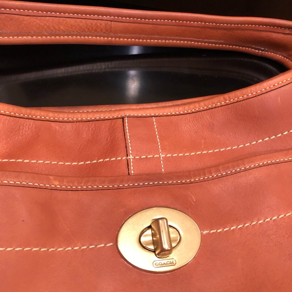 Like New Coach leather purse - Picture 3 of 12
